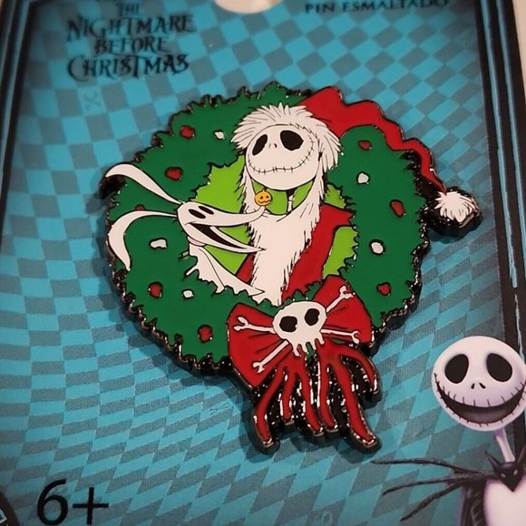Loungefly Disney NBC Jack Skellington & Zero Holiday Wreath Enamel Pin NEW - Picture 7 of 10